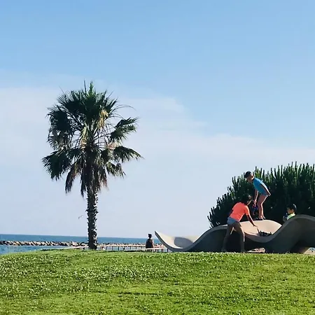 Dom wakacyjny Дом Для 8 В Элитном Районе Cambrils